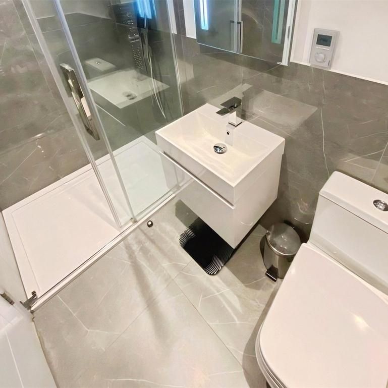 2 bedroom flat to rent - Photo 1