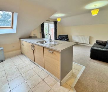 2 bedroom flat to rent - Photo 1