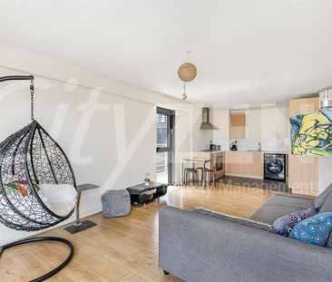 Biggerstaff Road, London - Photo 6