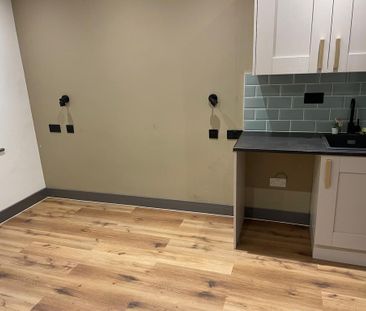 Studio to rent - Photo 3