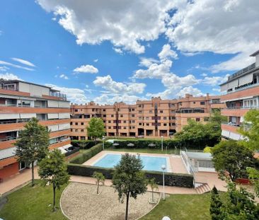 4 room luxury Apartment for rent in Alcobendas, Autonomous Region o... - Photo 2