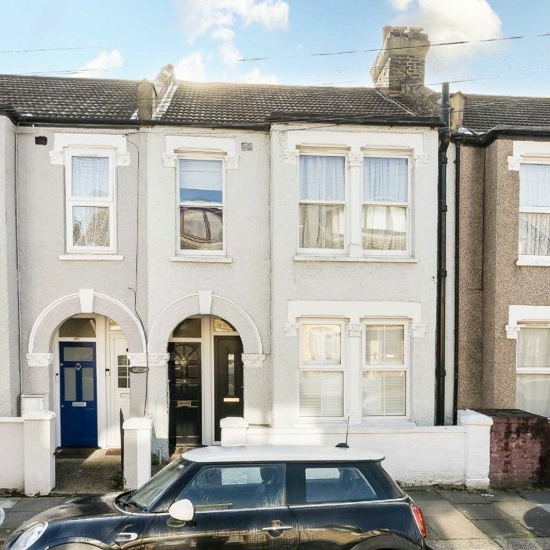Fairlight Road - Photo 1