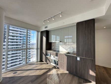 For Lease - 8 Interchange Way Unit# 5612, Vaughan, Ontario - Photo 5