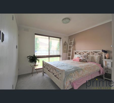 3/2 Everett Close, Herne Hill, Vic 3218 - Photo 4