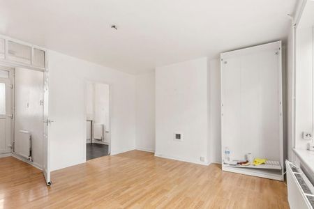 2 bedroom maisonette to rent - Photo 2