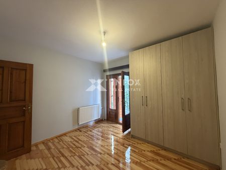 Αρχοντικό κι εξαιρετικά διατηρημένο διαμέρισμα προς ενοικίαση με 2Υ/Δ - Photo 5