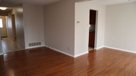 For Lease - 172 Bellamy Road, Toronto, Ontario - Photo 2