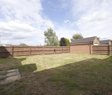 4 bedroom detached house to rent - Photo 3