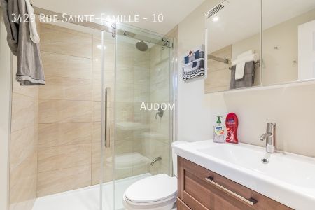 3429 Rue Sainte-Famille - 10 - Photo 2