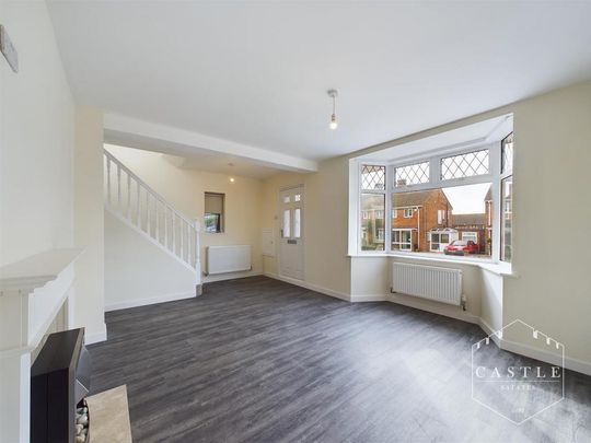 3 bedroom semi-detached house to rent - Photo 1