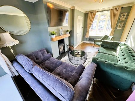 2 bedroom semi-detached house to rent - Photo 3