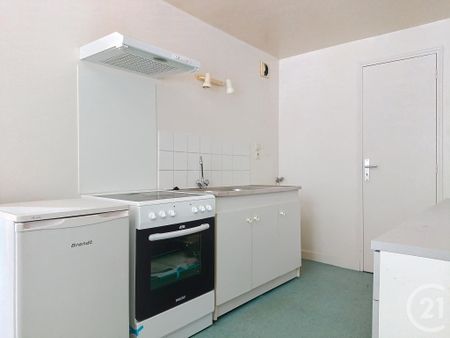 Location Appartement 4 pièces 79m² TROYES 10000 - Photo 5