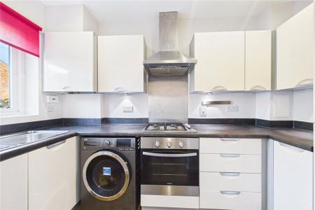 2 bedroom terraced house to rent - Photo 4