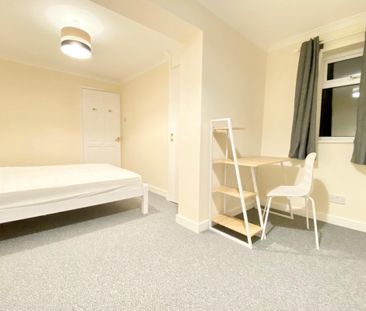 Salter Avenue, Norwich - Photo 2