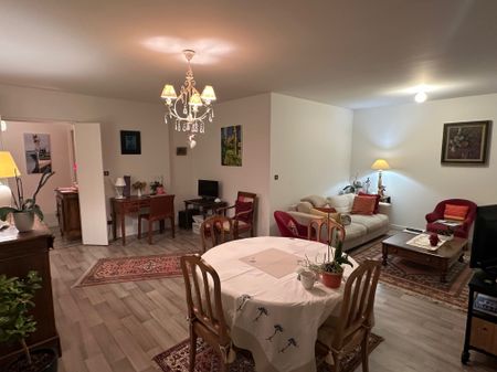 À LOUER – T3 en hyper centre - Photo 2