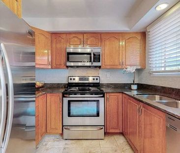 For Lease - 58 Marathon Crescent, Toronto, Ontario - Photo 5