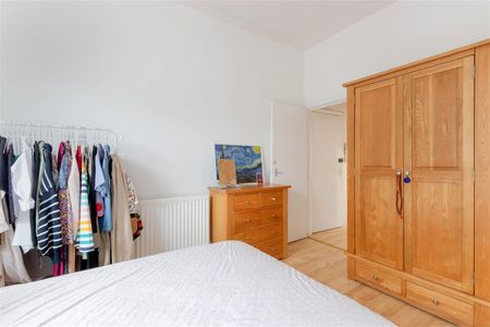 Streatham High Road, Streatham Station, SW16, London - Photo 3