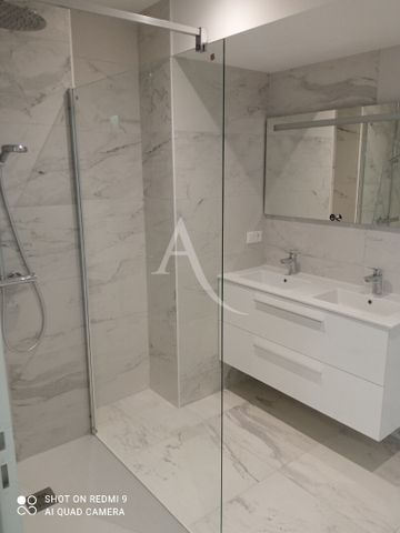 Location Appartement 4 pièces 85m² - Photo 4