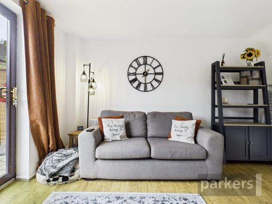 2 bedroom terraced house to rent - Photo 1