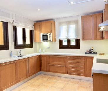 Luxury Villa for rent in Sotogrande, Spain - Photo 5