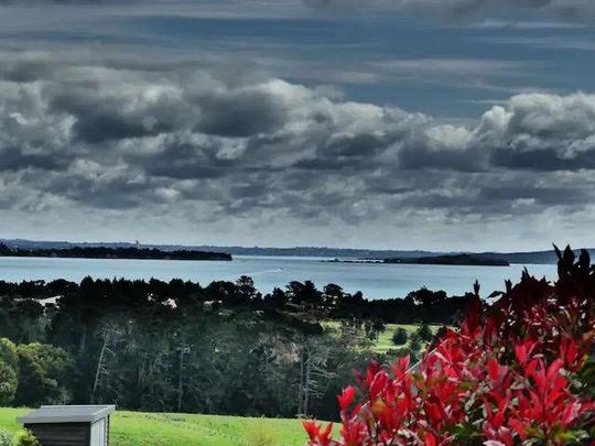 Whitford 3 Bedroom home - With Views to Rangitoto - Photo 1