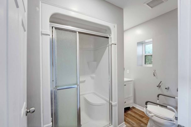 For Lease - 2971 Portage Road, Niagara Falls, Ontario - Photo 1