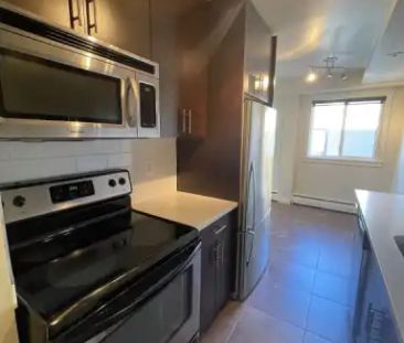 1 BHK Condo Available - Aug 1st | 1230 Cameron Ave SW, Calgary - Photo 1