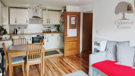 2 bed flat to rent in Bath Road, SL1 - Photo 5