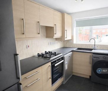 2 bedroom semi-detached house to rent - Photo 6