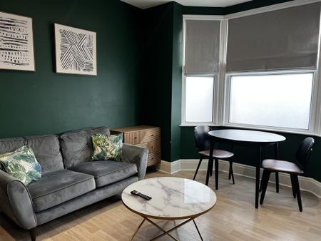 1 bedroom flat to rent - Photo 3