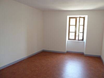 Location appartement t2 55 m² à Chanac (48230) - Photo 1