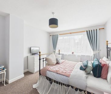 3 bedroom semi-detached house to rent - Photo 6