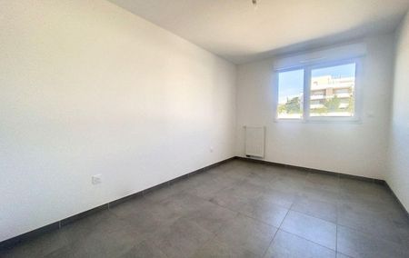 Location Appartement P3 neuf Marseille 13ème - Photo 4