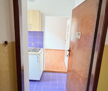Pronájem bytu Garsoniéra • 24 m² bez realitkyOstrovského, Praha - S... - Photo 1