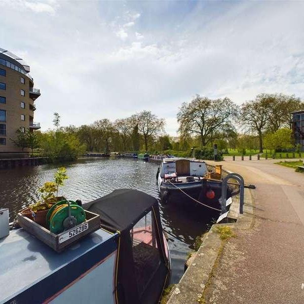 Harry Zeital Way, Clapton Hackney, London, E5 - Photo 1