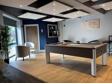 Studio Silver - Photo 3