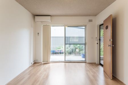 1/153 Union Street, The Junction NSW 2291 - Apartment For Rent | Domain - Photo 2