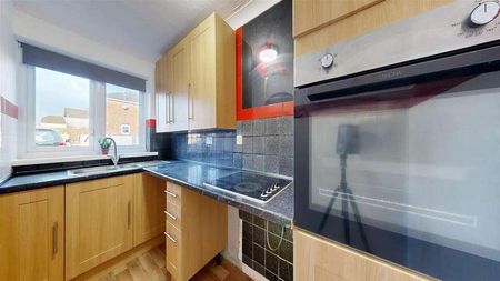 Louviers Road, Weymouth, DT3 - Photo 2