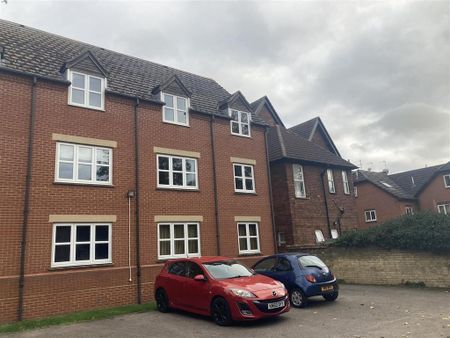 2 bedroom apartment to rent - Photo 4