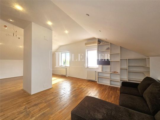 Villa in Private Residential Complex with Pool - Fotografie 1