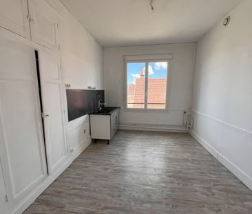 Location Appartement 4 pièces 95m² - Photo 3