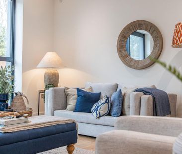 3 bedroom semi-detached house to rent - Photo 1