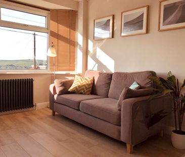 3 Bed Semi-Detached House, Woodbourne Avenue, BN1 - Photo 4