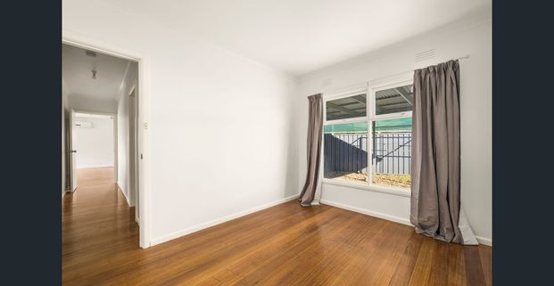 Close to everything! - Photo 1