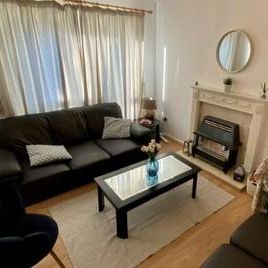 Falcon Close, Lenton, Nottingham, NG7 - Photo 1