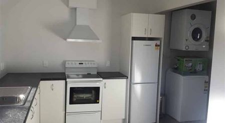 Studio Apartment - Photo 2