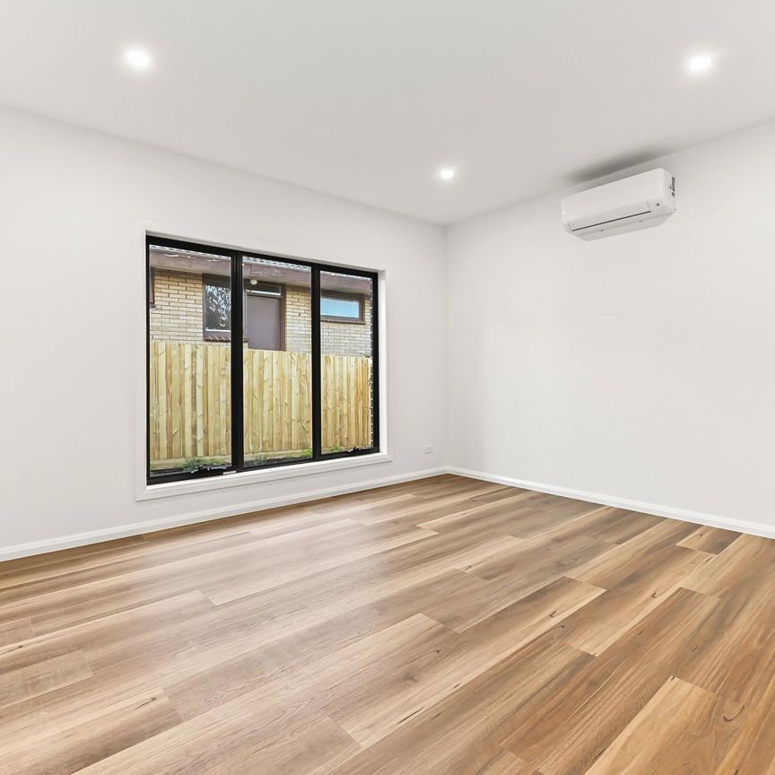 BRAND NEW LUXURY LIVING IN MALVERN EAST - Photo 1