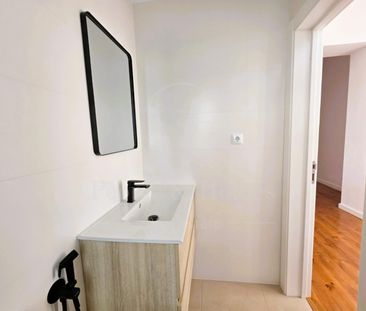 Lisboa - Belém Rua de Pedroucos T1+1 sem móveis. Remodelação a estrear - Photo 6