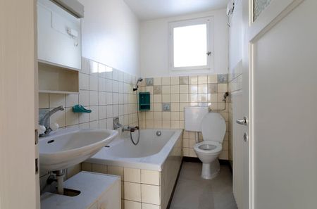 2.5 Zimmer, 2. Stock - Photo 4