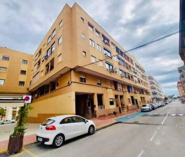 Alquiler de piso en Zona Pueblo - Photo 1